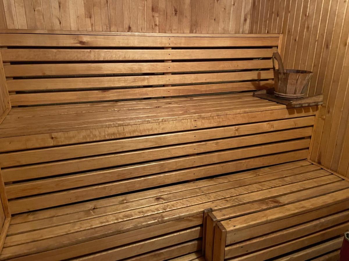 Hotel Sveciu Namai Prie Sirvintu Akmeniai Exteriér fotografie